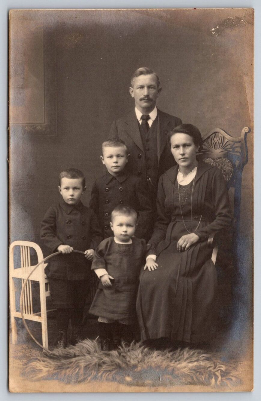 Vintage RPPC Real Photo Postcard Family Studio Portrait Edwardian Fashion 1910s